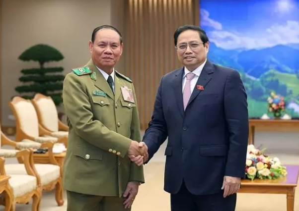 Priceless Value Of The Vietnam Laos Relationship Lao Deputy PM Gen