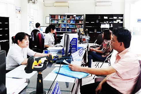 Paying current taxes when signing construction contracts in other provinces?