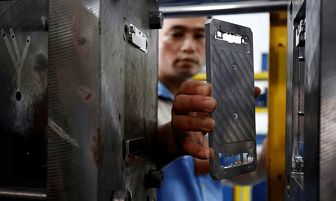 GDP revised up 25.4 percent