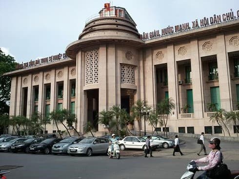 Central bank cuts interest rate