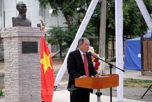 Ho Chi Minh Park upgraded in Chile