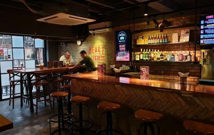 Saigon’s eclectic bar scene