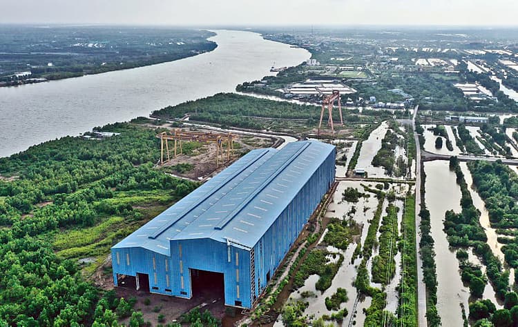 $43-million shipyard left to rust