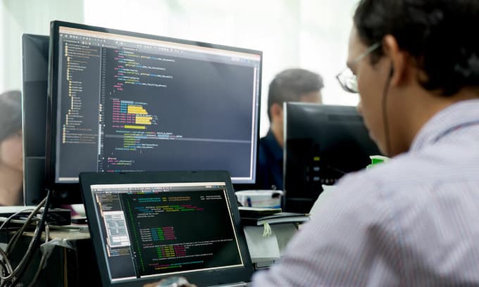 IT bonuses hit 6-month salary level