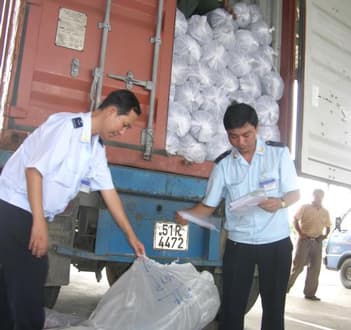 Researching and completingprocesses, procedures for receiving aid