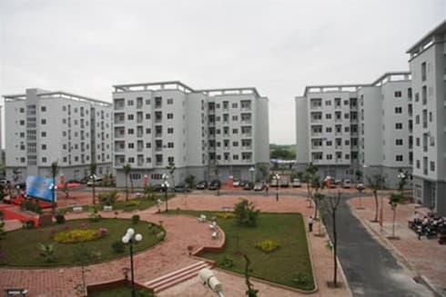 Banks cut home loan interest rates