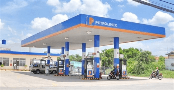 Distance between petrol stations in a specific area