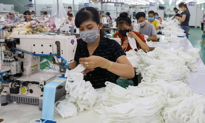 Listed firms return to profit growth