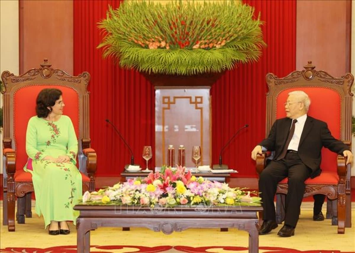 Party leader lauds Vietnam-Cuba ties 