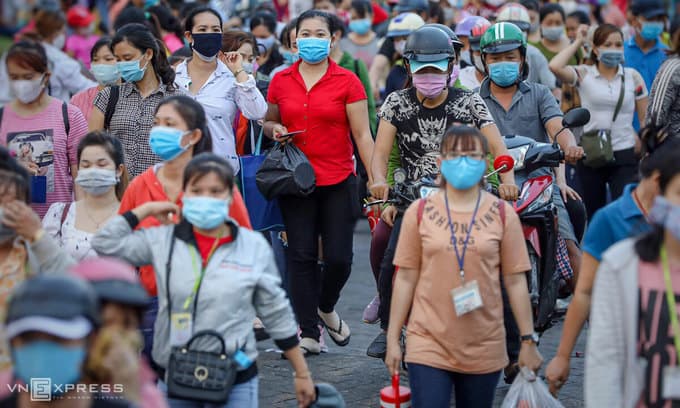 Average Tet bonus down 5 pct