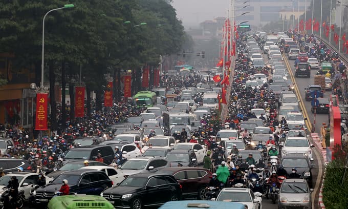 January auto imports surge 85 pct