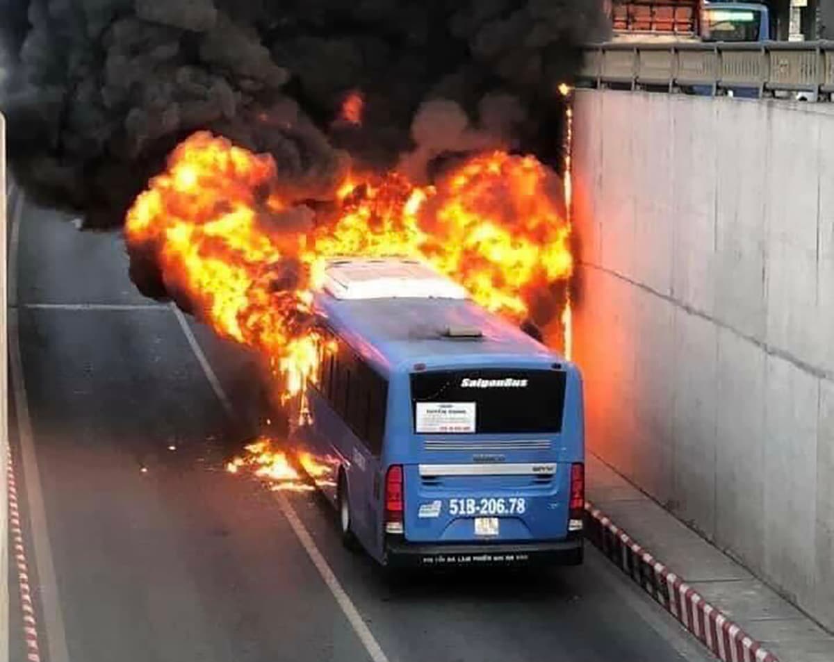 Bus goes up in flames in HCMC