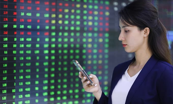 VN-Index rises to 7-day high