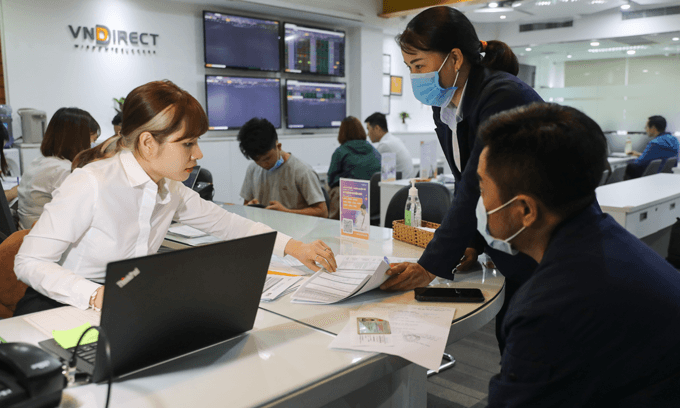 Stock trading triples in Q1