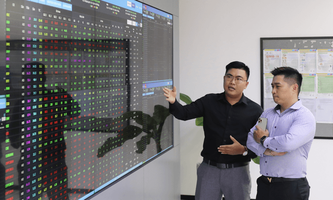 Stock brokerage profits skyrocket