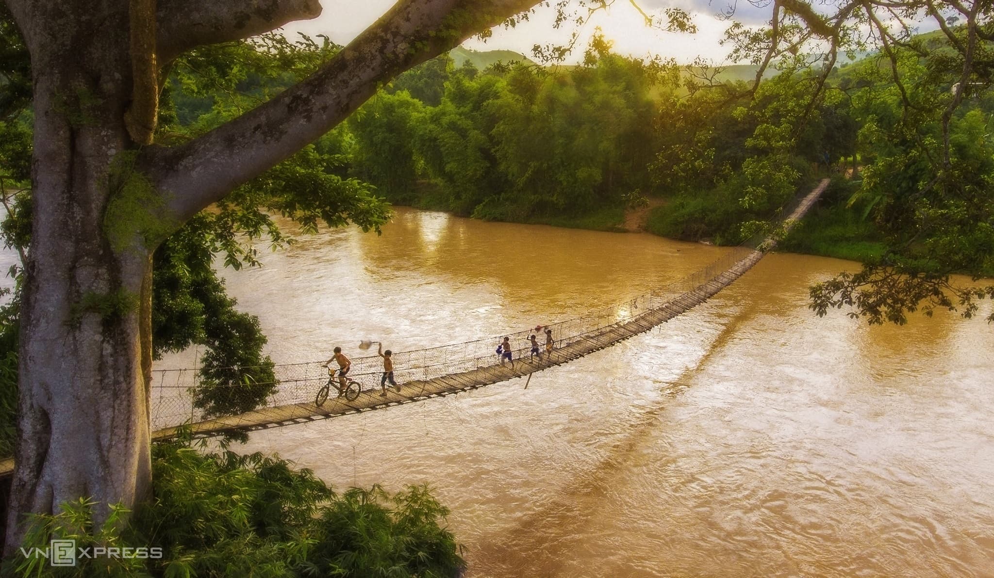 A Kon Tum journey through childhood