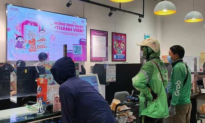 Let shippers deliver food, says Grab