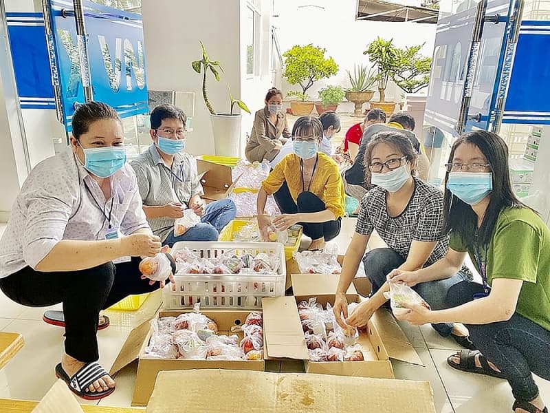 Enterprises seek to retain employees