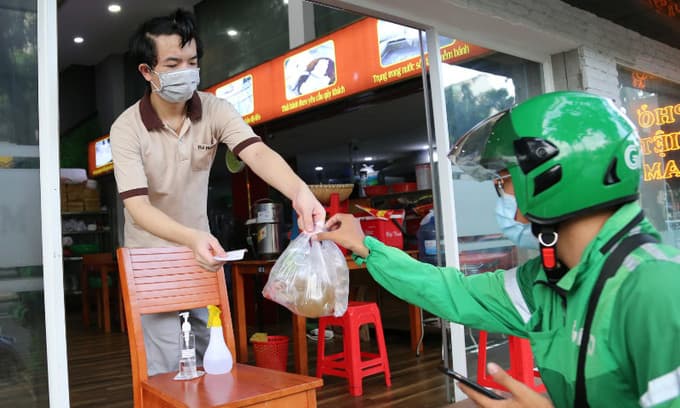 Vietnam considers $933 mln tax break