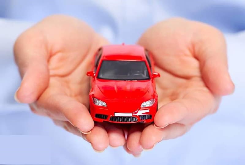 Motor vehicle insurance gives priority to compensation for human damage