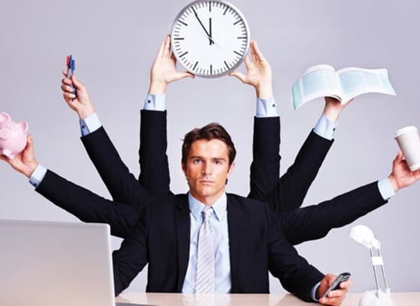 What is the penalty for forcing workers to work on Tet holidays?