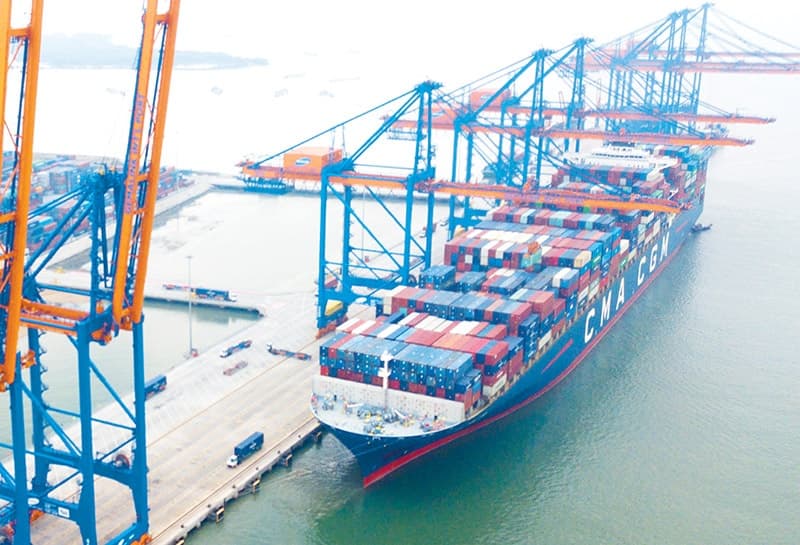 Seaports lag begind regional peers
