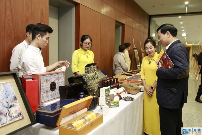 Regulations on diplomatic presents