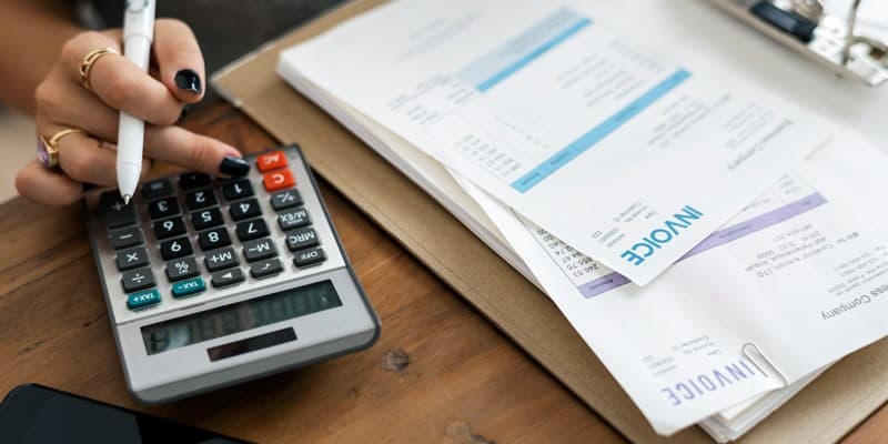 How to calculate the length of stay when paying travel expenses