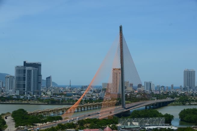 Piloting Smart City Construction