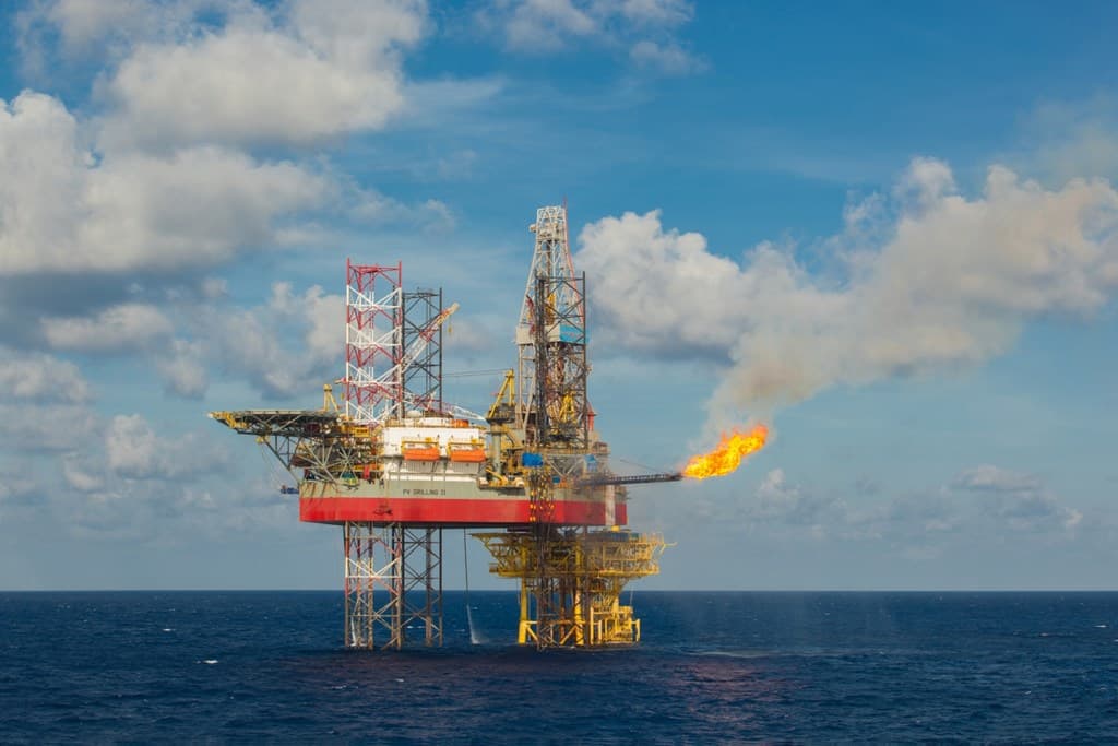 How to pick oil and gas stocks