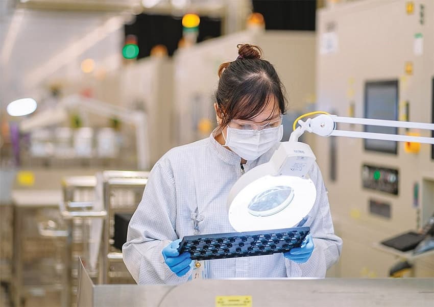 Chip industry taking on new players