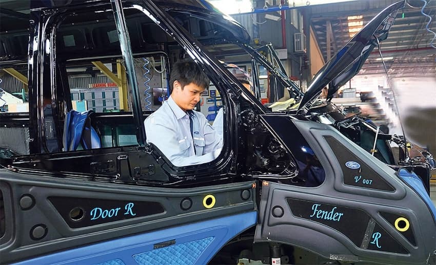Gloomy car market requires u-turn