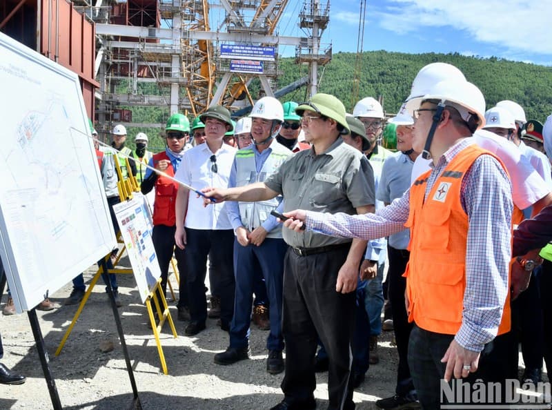 PM pays working trip to Quang Binh