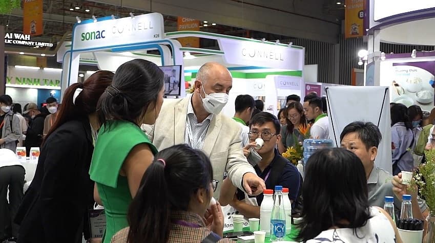 Food market entices foreign business