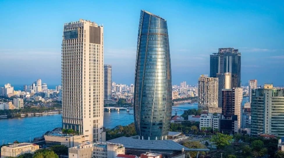 From a livable city to a smart city