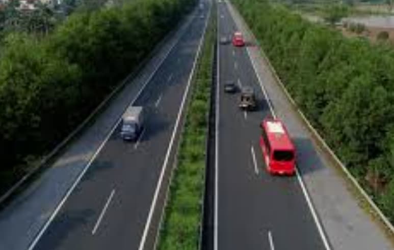 In which cases can road use fees be refunded? 