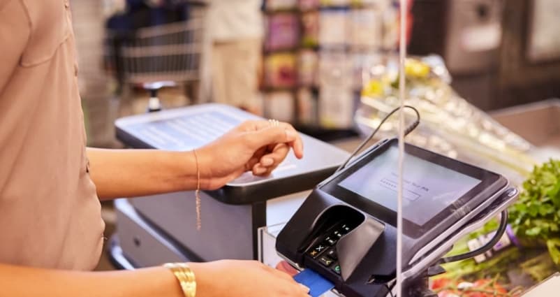 Time of invoice issuance for food service