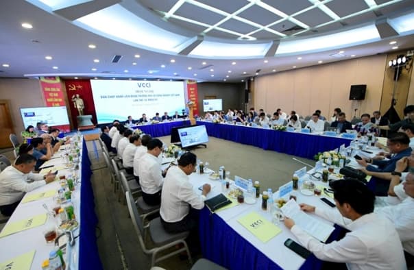 In the first 8 months of the year, VCCI's activities achieved many positive results