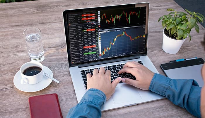 Which currencies will win?