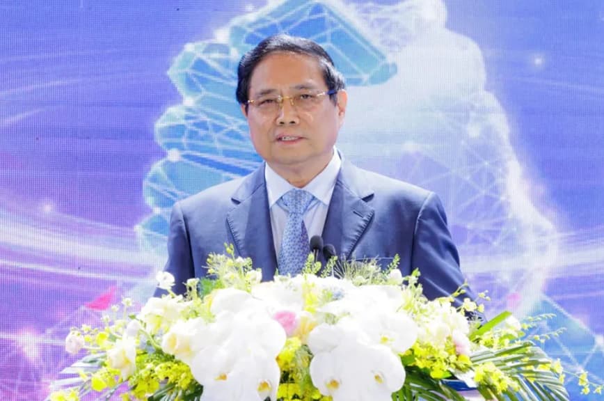 Vietnam on track to realize 8% GDP growth target this year: PM