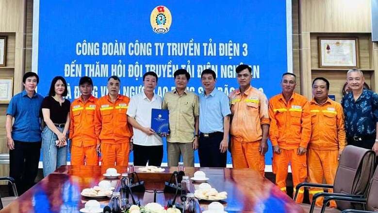 EVN subsidiary spreads the spirit of solidarity, compassion