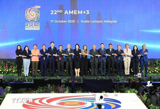 ASEAN Power Grid Financing makes debut