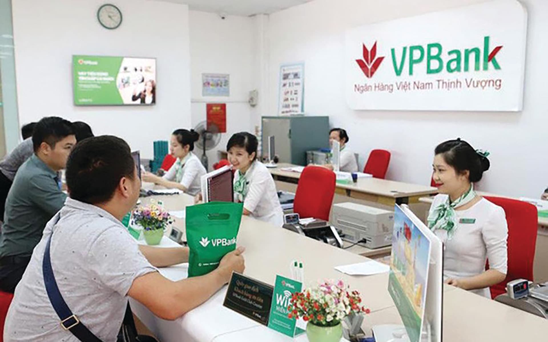 More room for banks to attract foreign capital