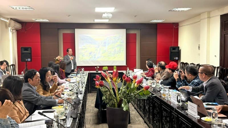 Developing tourism in UNESCO global geoparks in Viet Nam