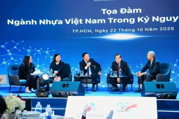 Vietnam Plastics Association: 35 years of growth and aspiration to rise in a new era