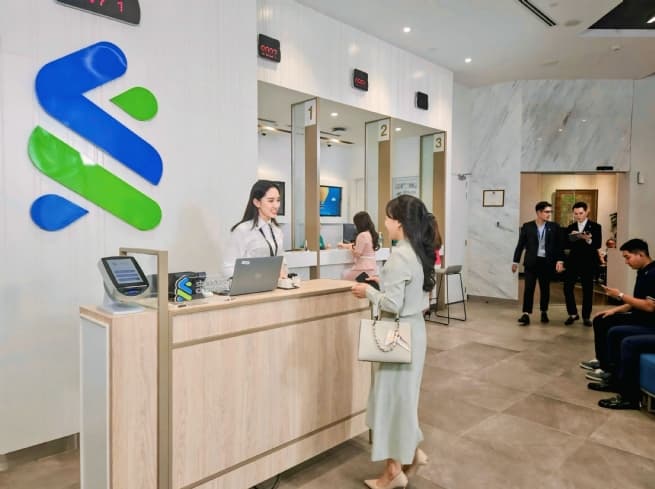 Standard Chartered Raises Vietnam’s Growth Forecast for 2025