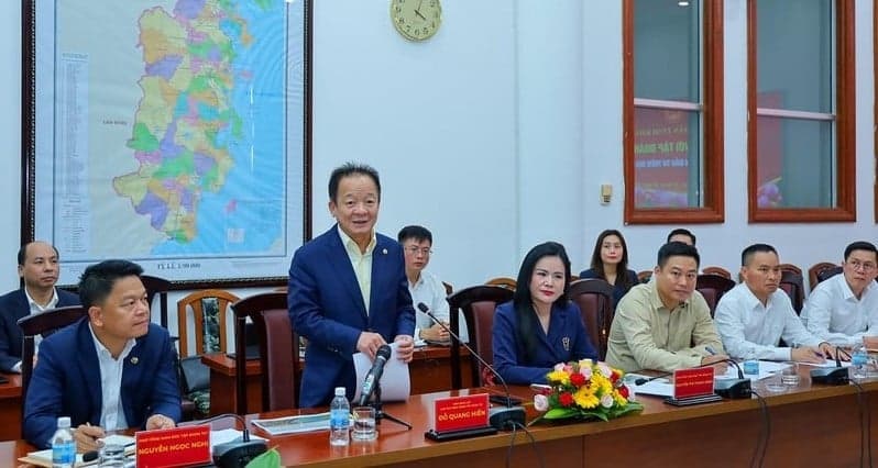 T&T Group proposes urban area, industrial park, energy projects in central Vietnam province Khanh Hoa