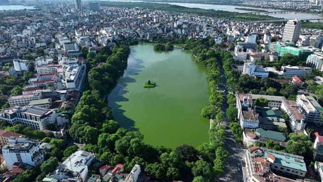 Ha Noi’s socio-economic performance shows strong momentum, resilience