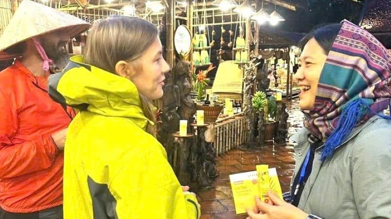 International visitors to Viet Nam increase dramatically in October