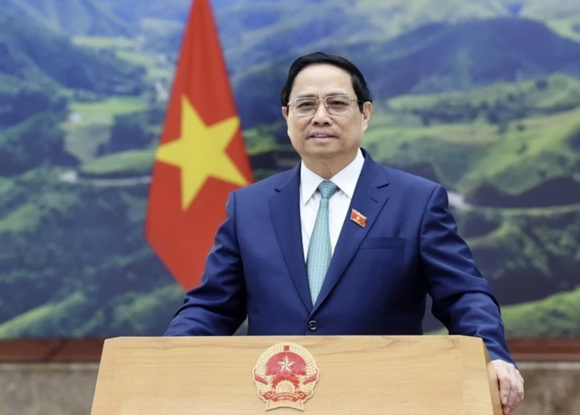Creating strong momentum to advance Viet Nam’s relations with Kuwait, Algeria, and South Africa